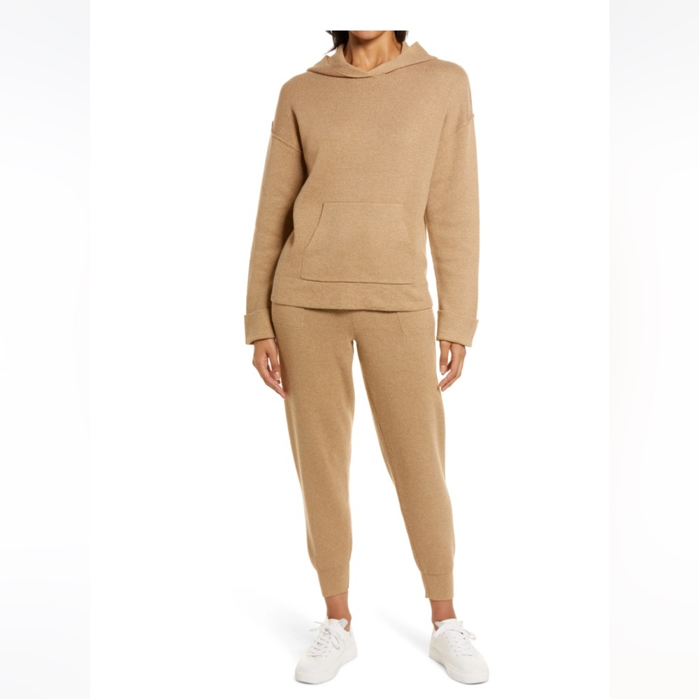 Nordstrom Caslon sweater joggers set